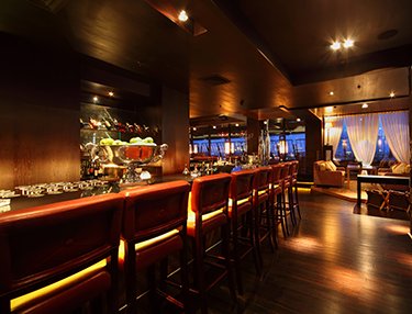 lounge bar